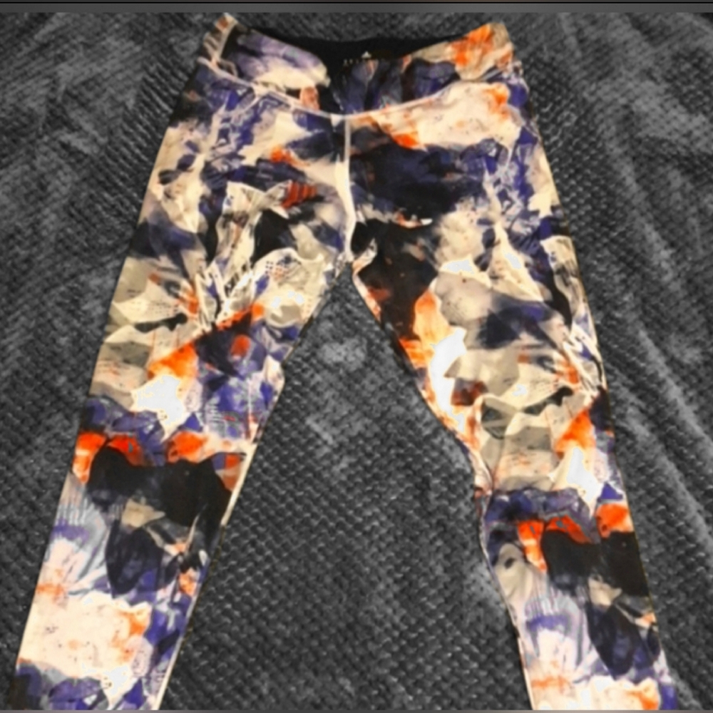 Adidas Ghost Flower Leggings - Picture 6 of 6